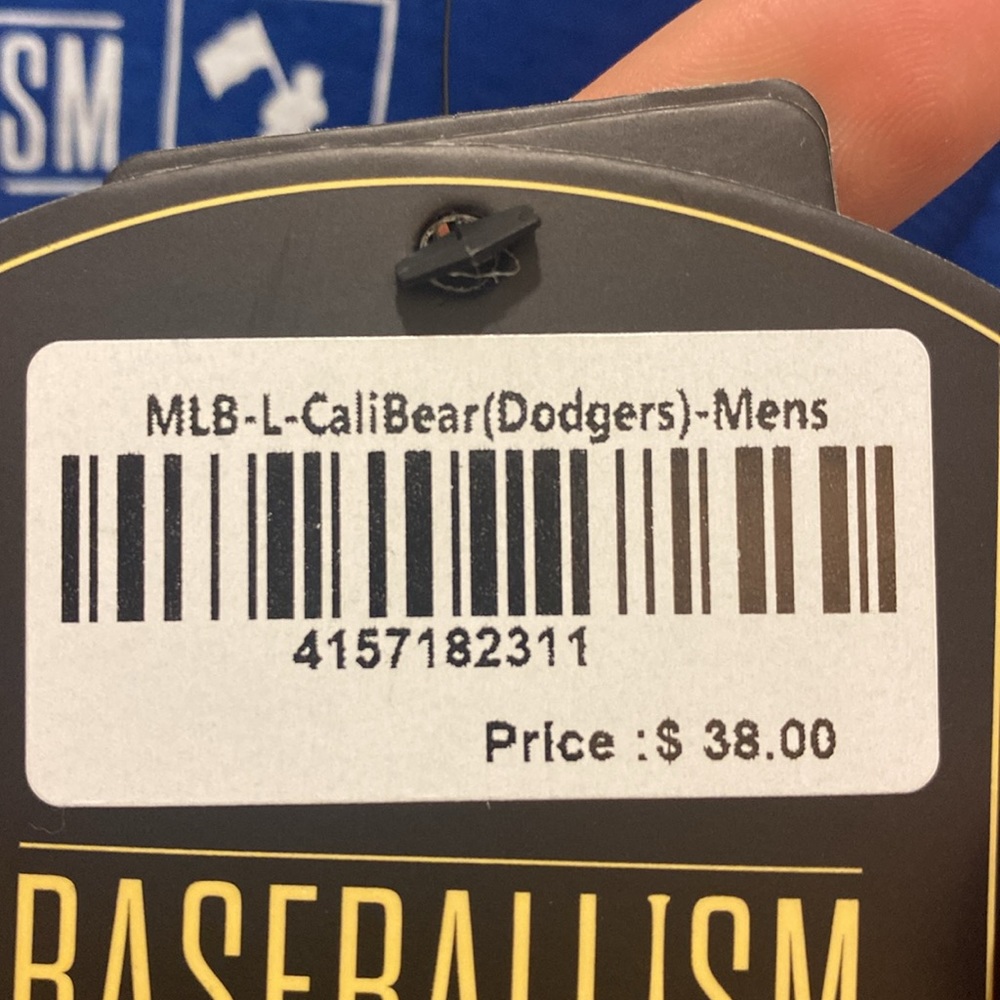 MLB Cali Bear Dodgers shirt. - Picture 4 of 6